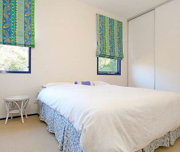 15 Lydgate Street, Blairgowrie. - Photo 4