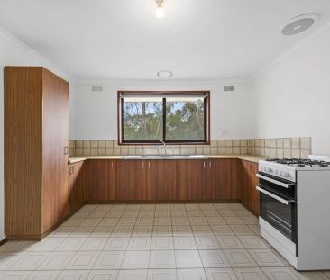 Spacious, Well Presented 2- Bedroom Unit - Photo 3