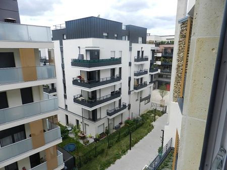 Location Appartement 2 pièces 55m² - Photo 4