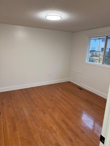 For Lease - 78 Grandridge Crescent, Guelph, Ontario - Photo 4