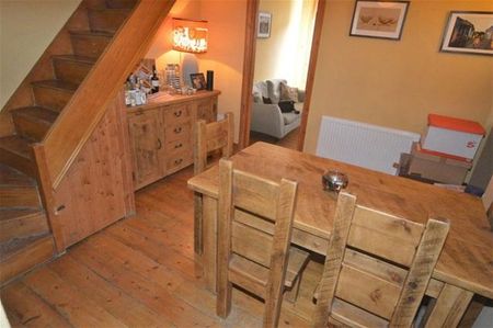 2 bedroom house to rent - Photo 2