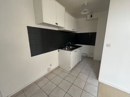 Duplex située au BORD D'ESSONNE - secteur calme - Photo 3