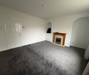 3 bedroom end of terrace house to rent - Photo 5