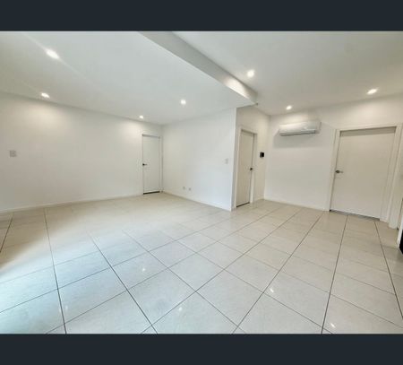 22/2b Collis Place, Minto, NSW 2566 - Photo 3