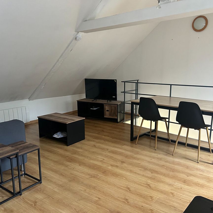 Location Appartement 1 pièce 23m² - Photo 1