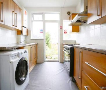 1 bedroom property to rent in Ilford - Photo 2