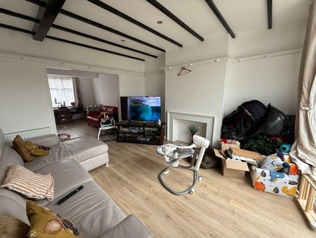 3 bedroom terraced house to rent - Photo 2
