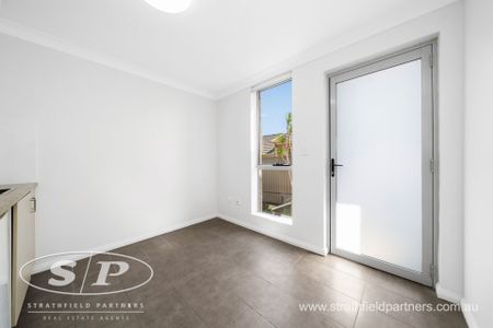 Modern Studio in Merrylands - Photo 3