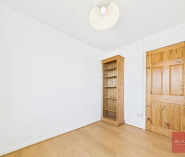3 bedroom flat to rent - Photo 3