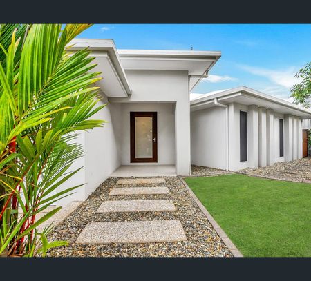 15 Trout Street, Kanimbla, Qld 4870 - Photo 3