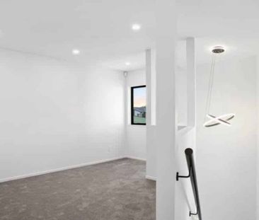 Brand New 1-Bedroom + Study Townhouse - Photo 4