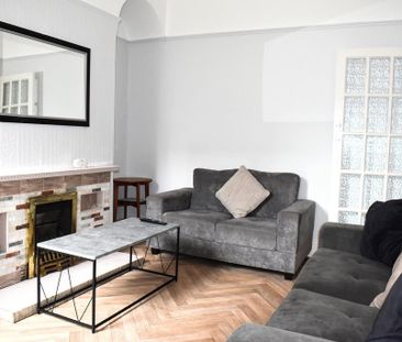 4 bedroom terraced house to rent - Photo 4