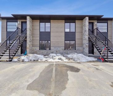 Magnifique 4 1/2 à PAPINEAUVILLE - Photo 2