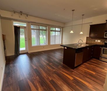 1 Bed +Den, 1 Bath – Aria - Photo 4