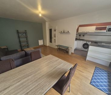 Location Appartement 2 pièces 47m² DOUAI 59500 - Photo 2