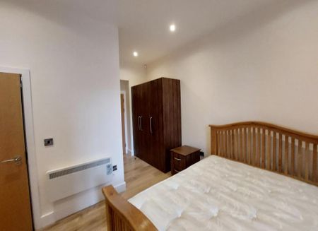 1 bedroom flat to rent - Photo 2