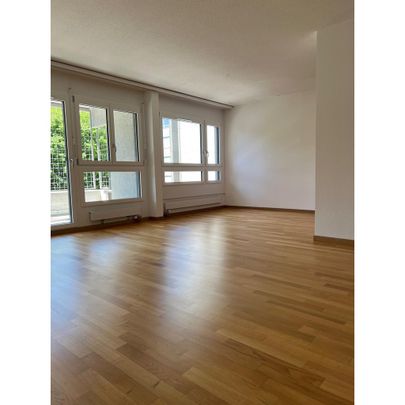 2.5-Zimmer-Wohnung in der Überbauung Thoracker - Photo 1