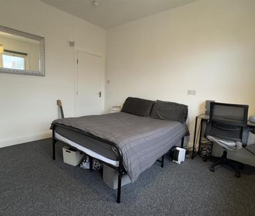 Bootham Crescent, York - Photo 1