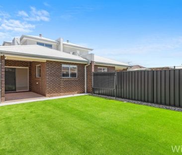 Altona North - Photo 5