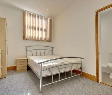 Sandringham Apartments, Osborne Road, Southsea, PO5 - Photo 1