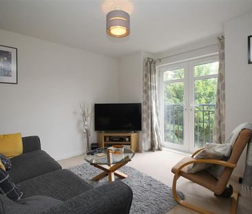 2 bedroom flat to rent - Photo 5
