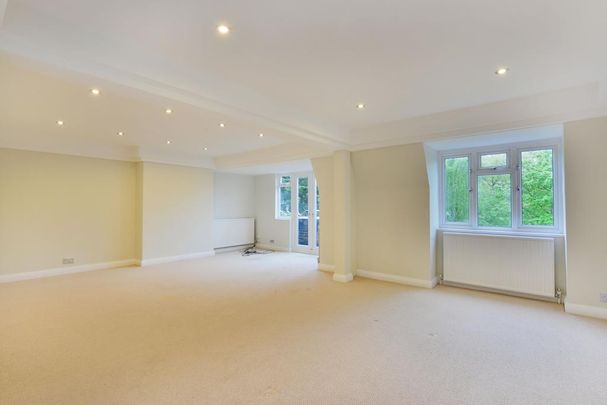6 bedroom semi-detached house to rent - Photo 1