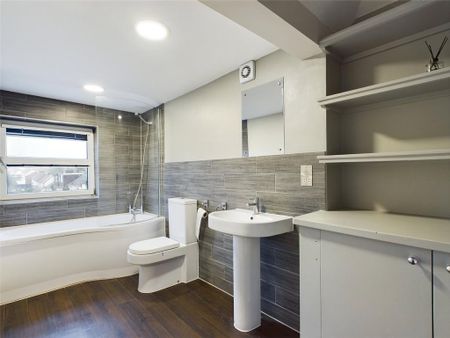 2 bedroom apartment to rent - Photo 4