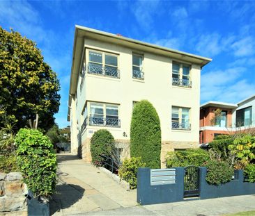 BRIGHT ONE BEDROOM APARTMENT WITH STUDY - Photo 1