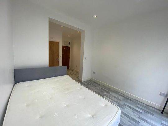 House share to rent - Photo 1