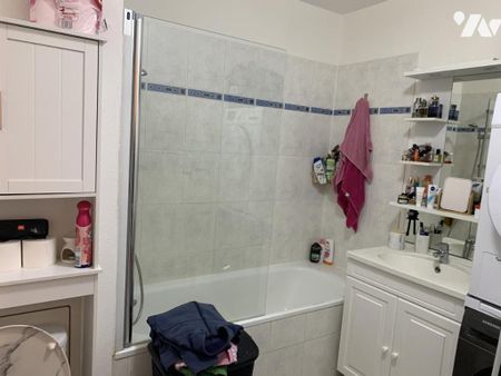 A LOUER T2 + STATIONNEMENT HENIN BEAUMONT - Photo 3