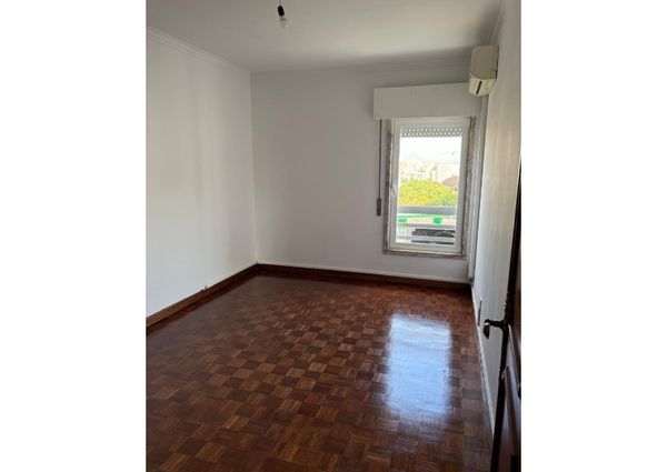 Apartamento T3 em Lisboa