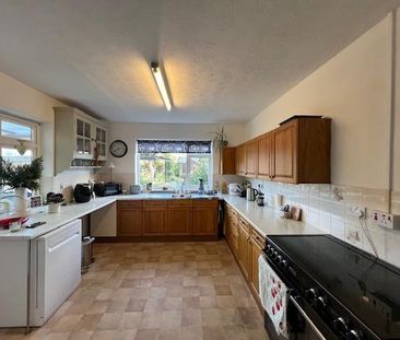 3 bedroom detached house to rent - Photo 6