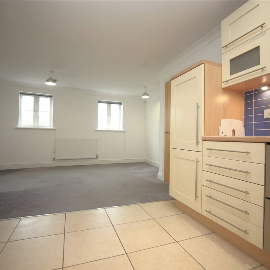 Brookbank Close, - Photo 1