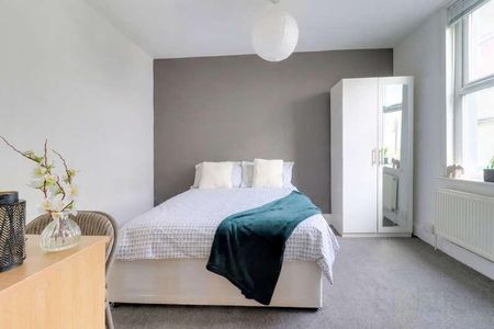 Hollingdean Road, Brighton, BN2 - Photo 2