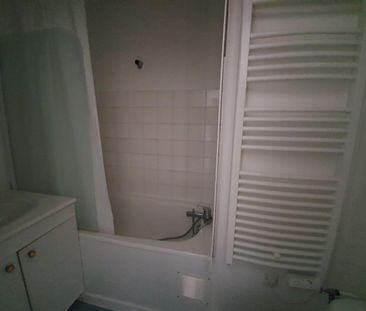 Location Appartement 1 pièce 19m² VALENCIENNES 59300 - Photo 6