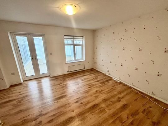 2 bedroom House To Let - Photo 1