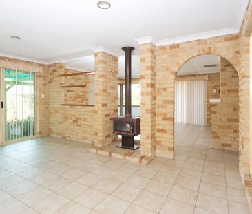 10 Moir Road, Kardinya - Photo 3