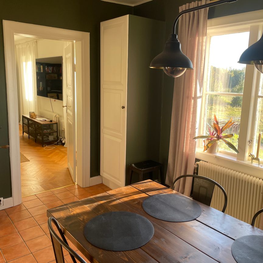 Vikhus, Västerås - Photo 1