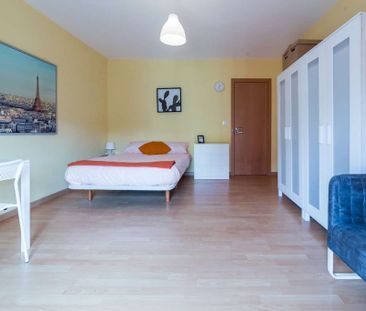 Carrer de Calvo Acacio, Valencia, Valencian Community 46017 - Photo 5