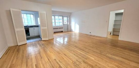 ** Because You Deserve Large 2bed 2bath, Concrete Building, CDN, UDM * - Photo 2