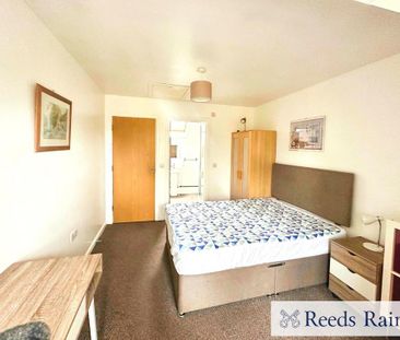 3 bedroom semi-detached house to rent - Photo 6