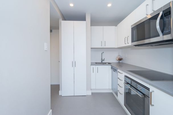 111 Lawton Boulevard - Photo 1