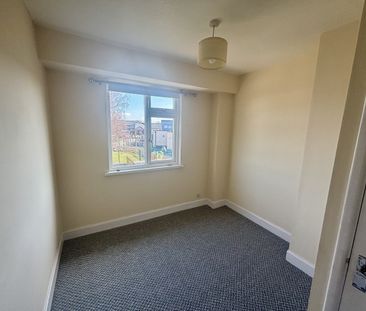 Maesglass Crescent, Newport - Photo 6