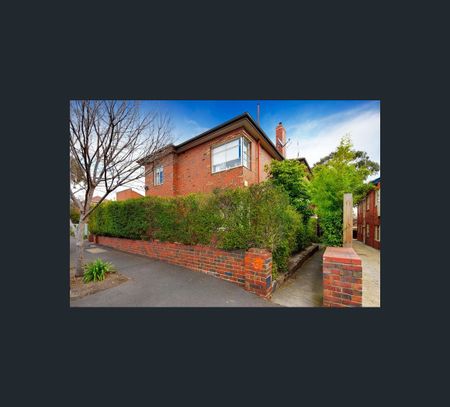 2/73 Marine Parade, Elwood, Vic 3184 - Photo 3