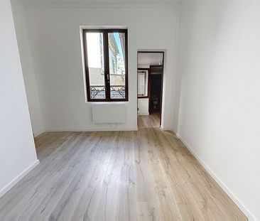 Appartement à louer - REIMS - HYPER CENTRE - Photo 5