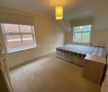 Oak Court, Didsbury, M20 - Photo 4