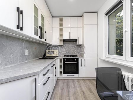 Pronájem bytu 2+1 53 m2 - Fotografie 5