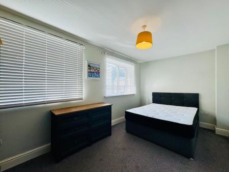 1 bedroom ground floor flat to rent - Photo 3