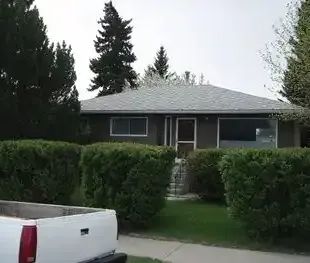 3 Bedroom Main - Windsor Park | Windsor Park, Calgary - Photo 1