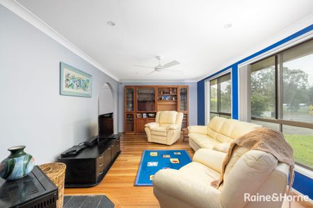 4 bedroom home on a 2178m2 block with large shed at the rear - Photo 3
